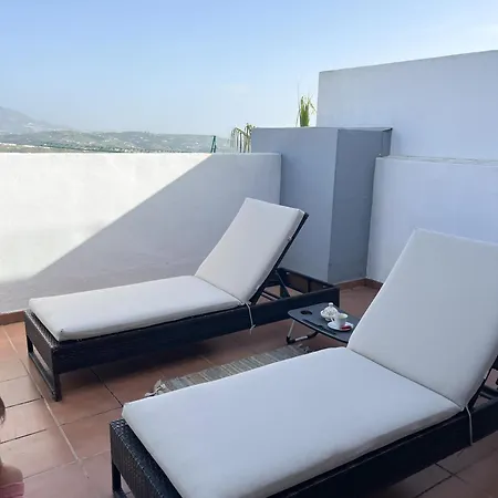 Enjoy 3 In 1 - Sea, Golf And Mountains Apartment *